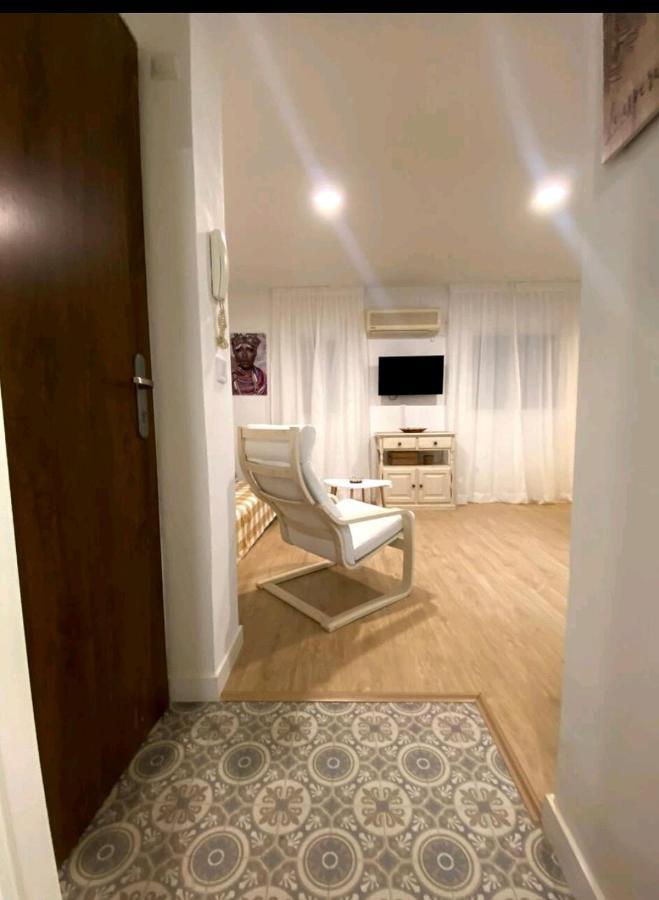 Ferienwohnung Apartamento Triana Sevilla Exterior foto